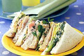  Sandwich சாப்பிட்ட 200க்கும் மேற்பட்டவர்களுக்கு உடல் நல பாதிப்பு -  முதல் நபர் மரணம்